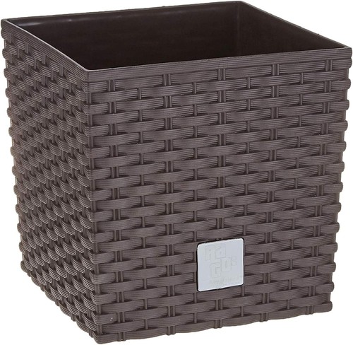 Elegant 17x17 free standing - free,